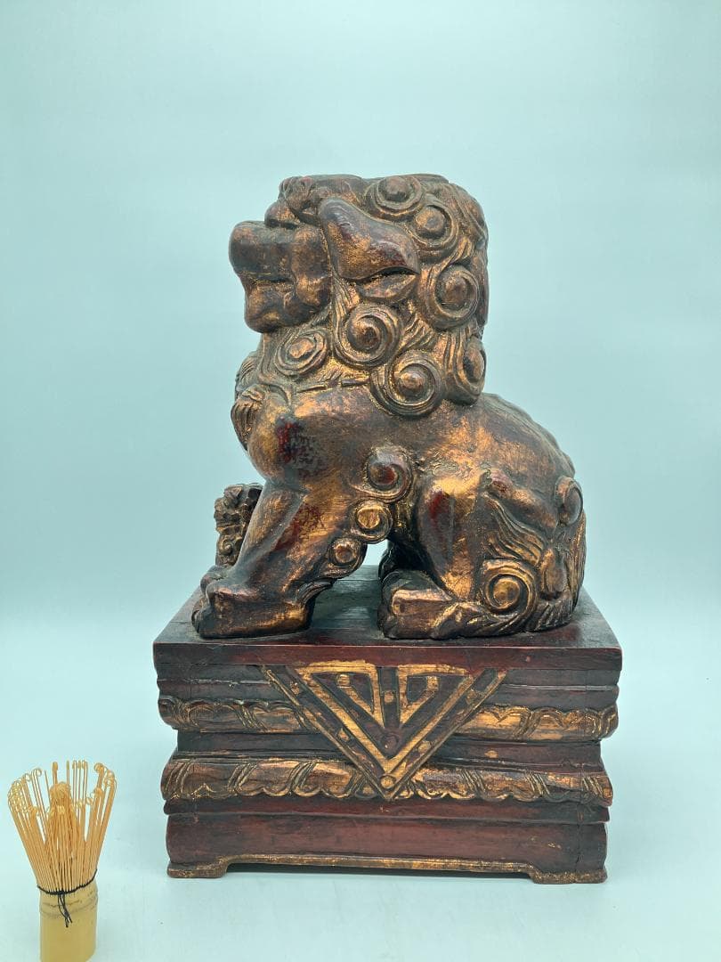 時代木製獅子　狛犬　一対　高さ：約４４ｃｍ　木彫り