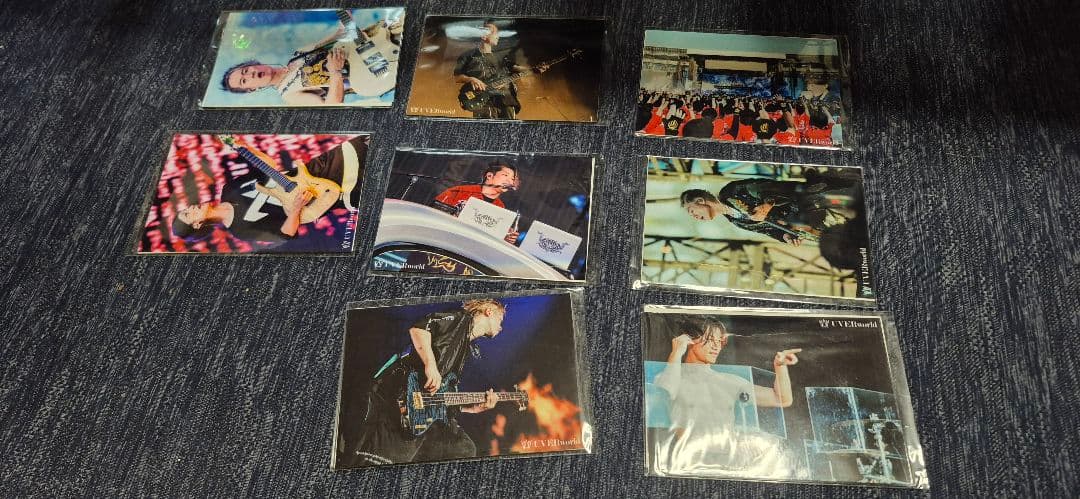 UVERworld グローブ 新品未使用+オンラインくじキーホルダー、写真