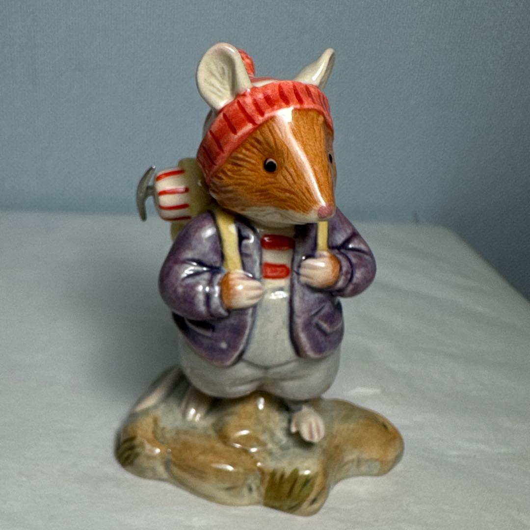 ブランブリーヘッジ フィギュア DBH 56 ウィルフレッド ハイヒルズ 登山