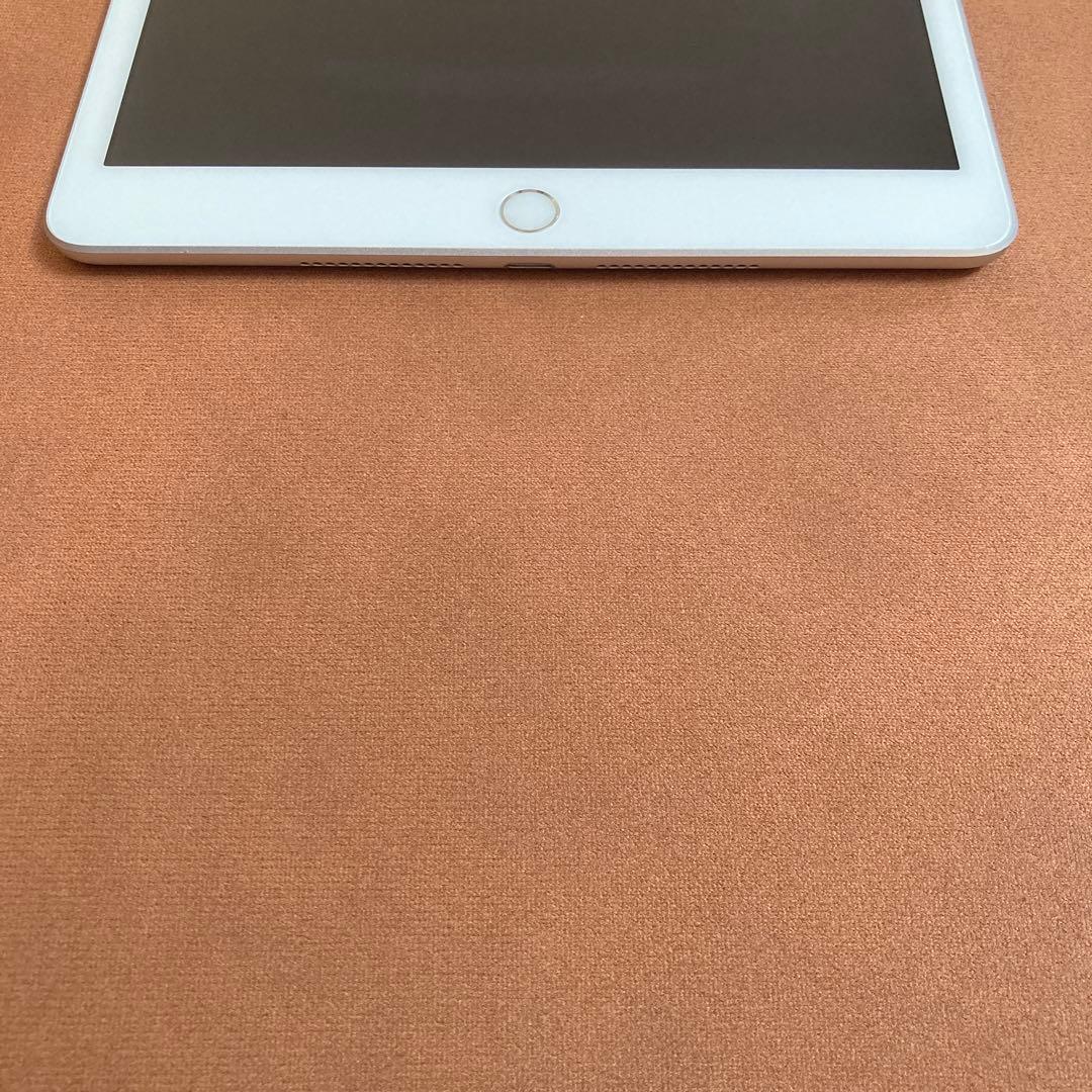 522【早い者勝ち】外観美品☆電池良好☆iPad8第8世代32GB SIMフリー