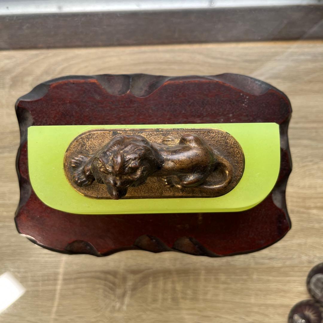 骨董　時代ガラス　希少　練りガラス　モニュメント　ライオン　置き物　ウランガラス