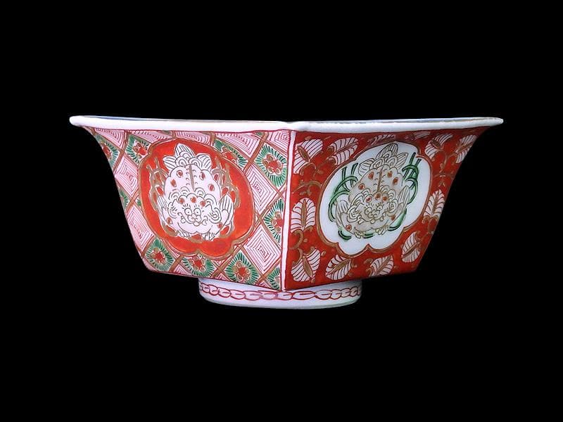 大聖寺伊万里　金唐草に獅子　石畳花枡紋の図　四方角向付　D508AS-DCm