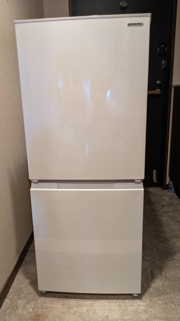 2022年製SHARP両ドア冷蔵庫 SJ-D15H-W 152L 取扱説明書付き