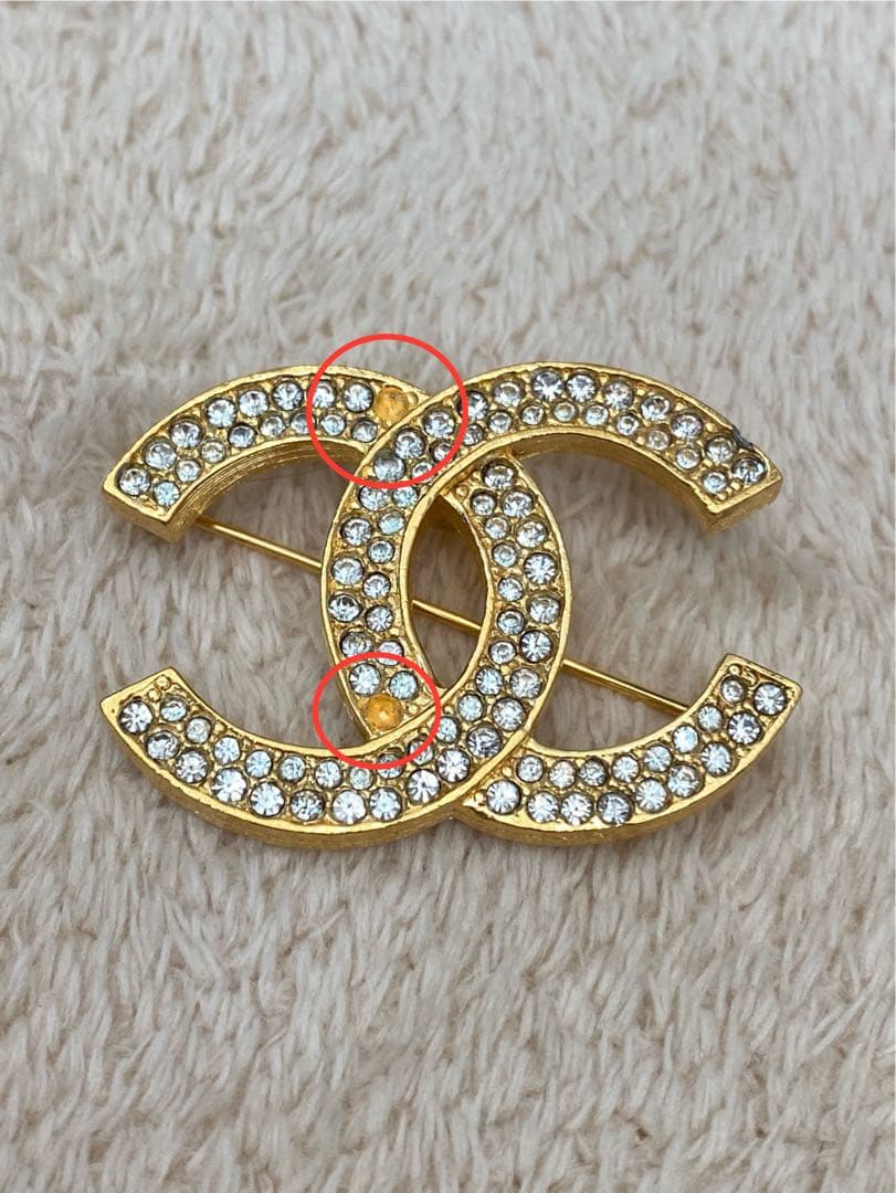 CHANEL ゴールド CCロゴブローチ