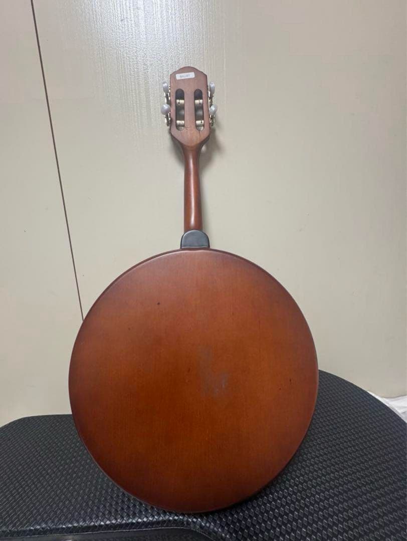 バンジョー 4弦 ケース付きマルケス製のバンジョー、完璧な状態です