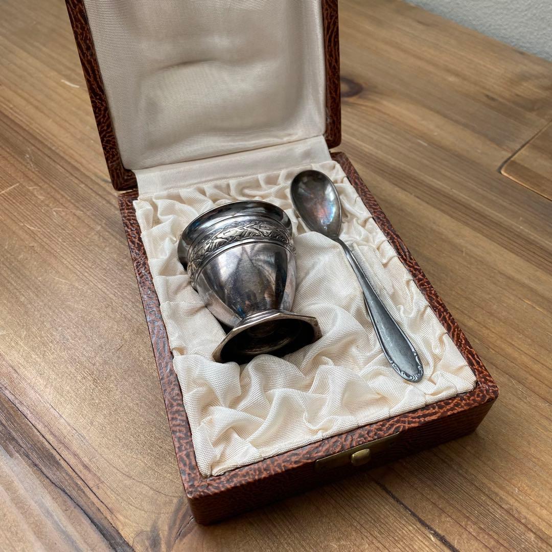 シルバーカップ　エッグスタンド　スプーンセット　ベビーギフト　洗礼　イースター