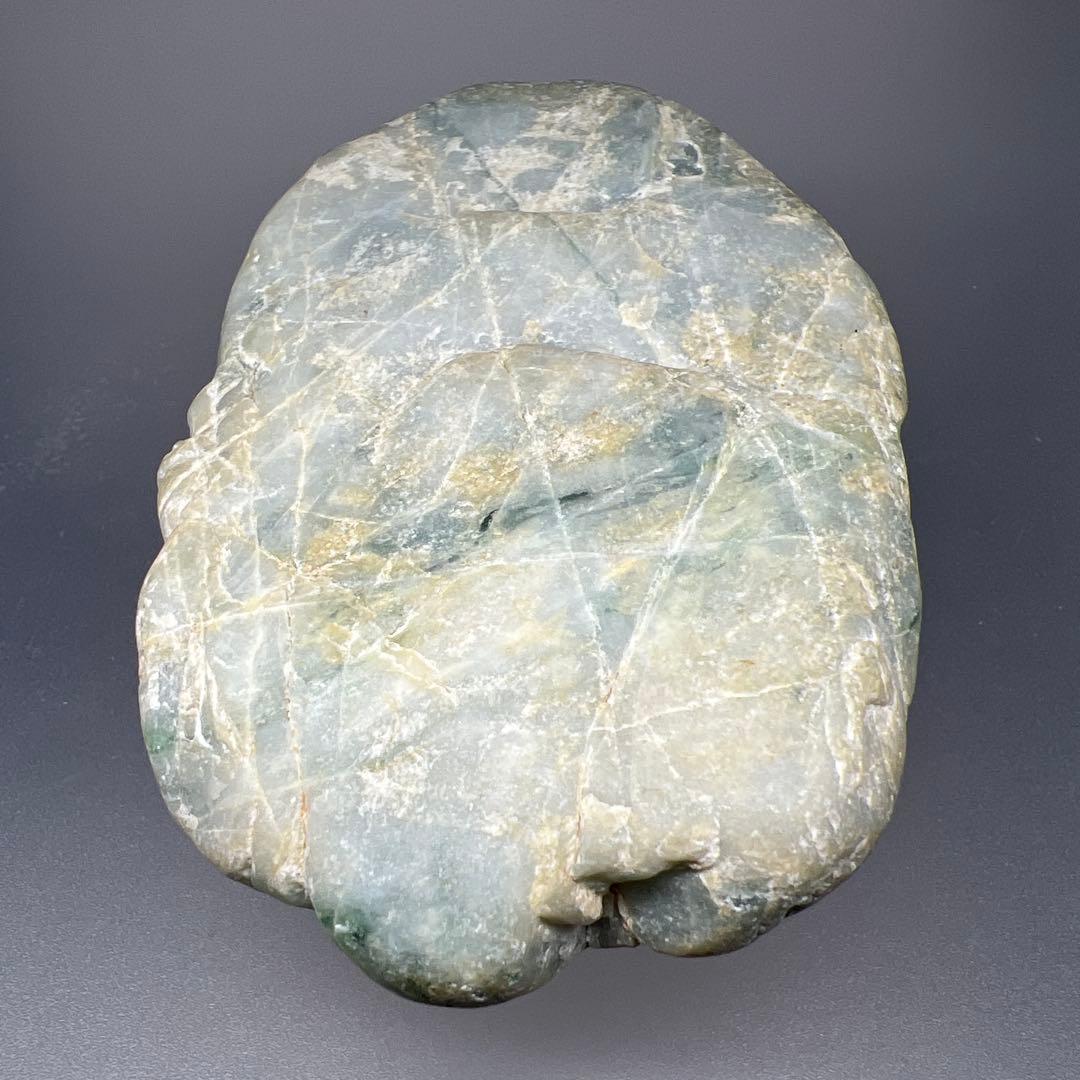 【最終値下】翡翠原石　糸魚川産643g 鉱物標本