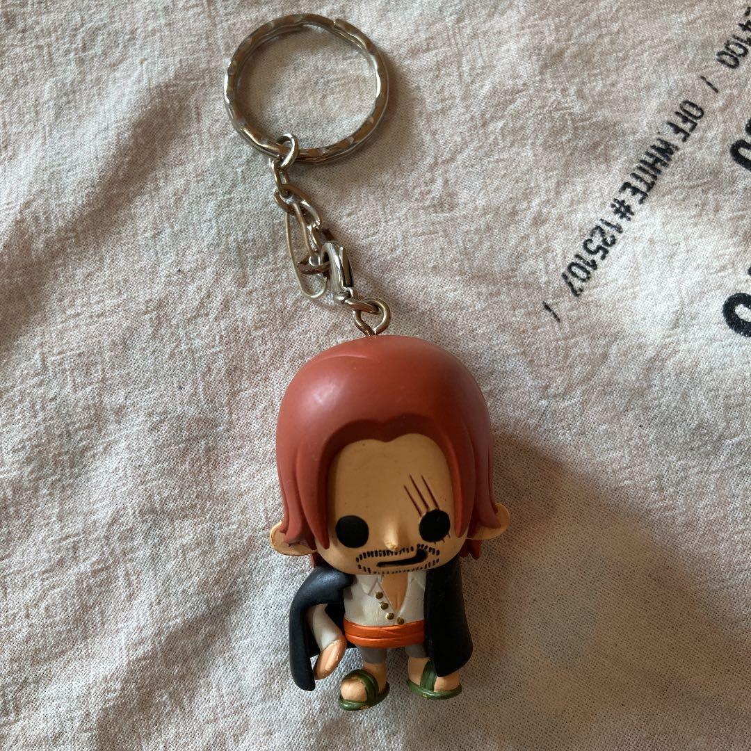 キーホルダー　ワンピース　フィギュア