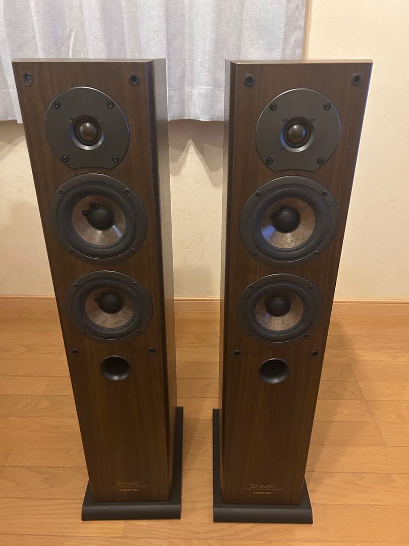 トールボーイスピーカー　ONKYO D-305F
