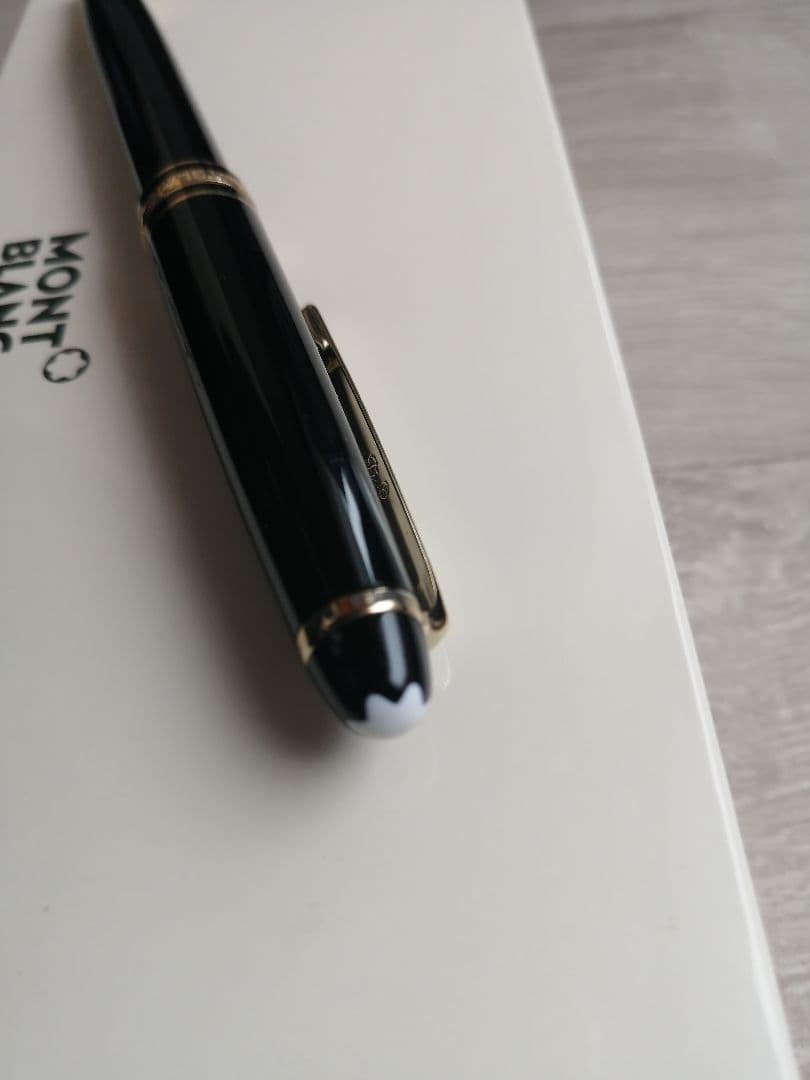 モンブラン　マイスターシュテュックゴールドボールペン