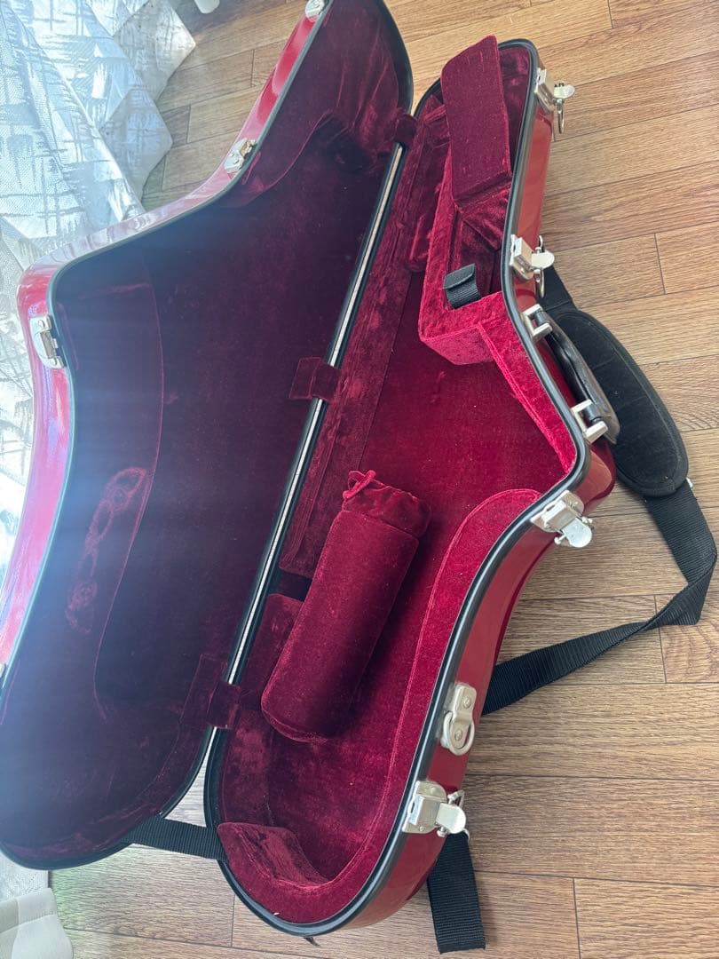 テナーサックスケース 赤