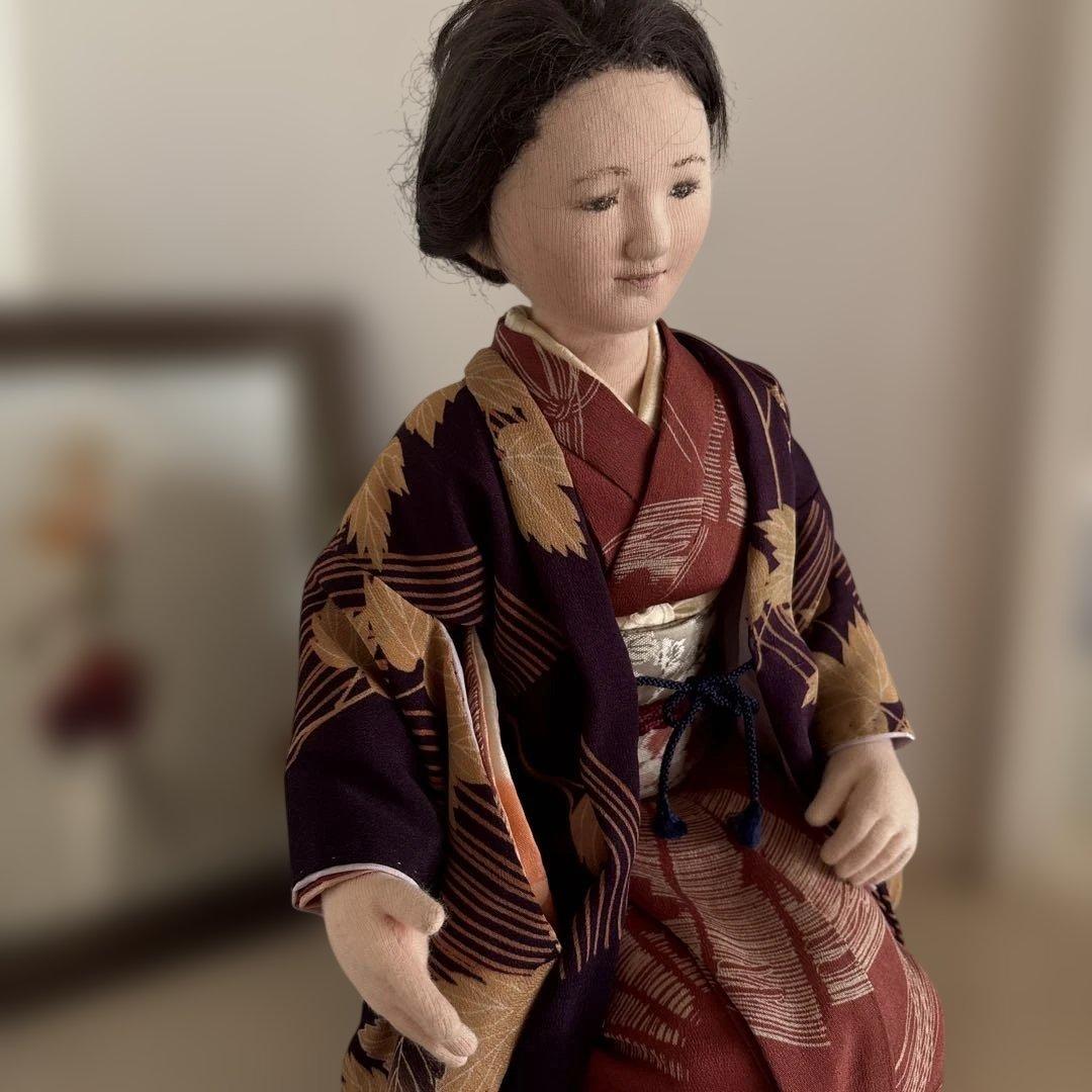 ⑬和服の人形（紫・赤模様）