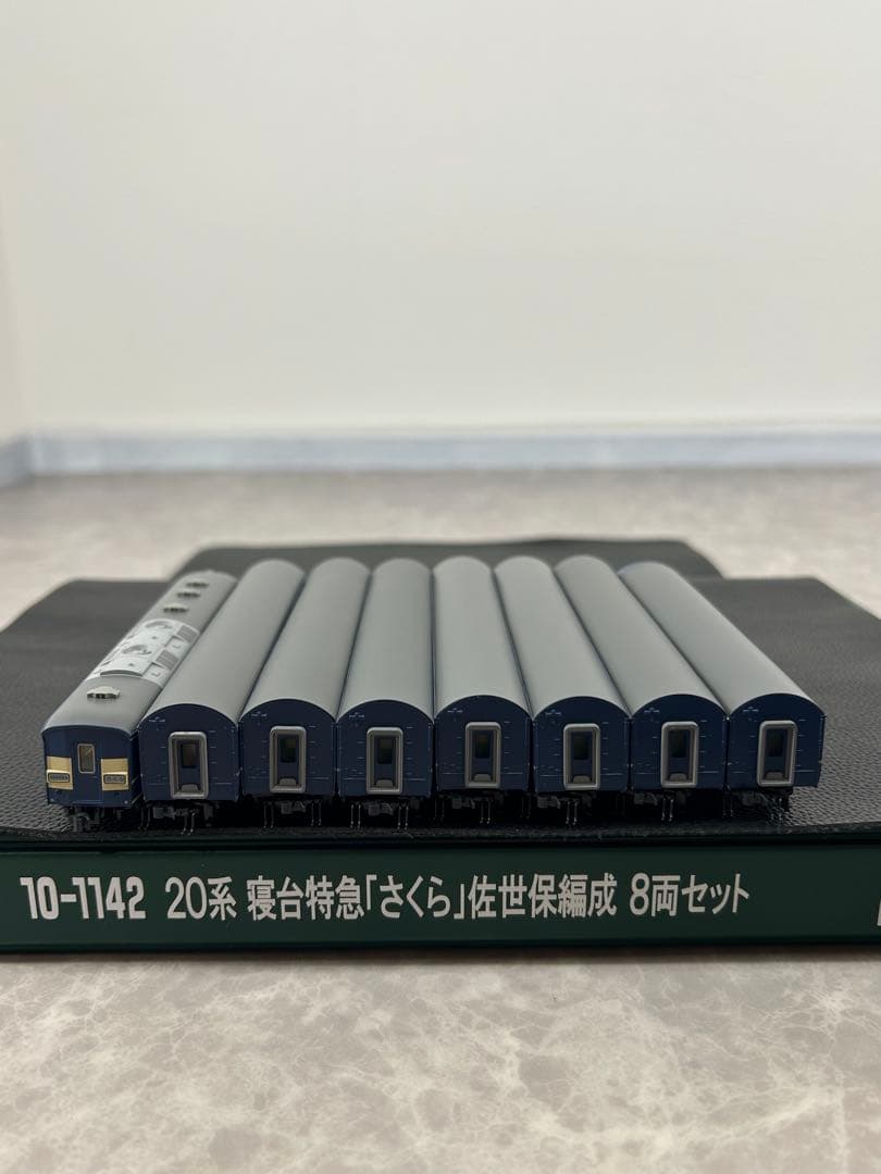 KATO 20系 寝台特急「さくら」長崎編成 8両.佐世保編成8両