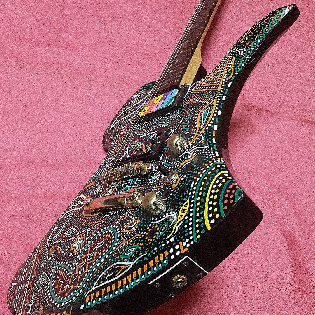 【良・美品】アメーバペイント・hideモデル。モッキンバードエレキギター。