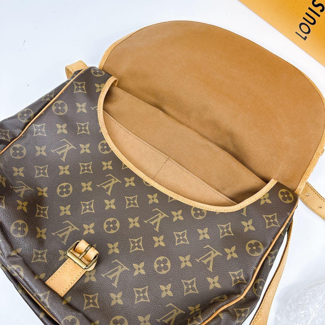 ルイヴィトン　モノグラム　ソミュール35 ショルダーバッグ