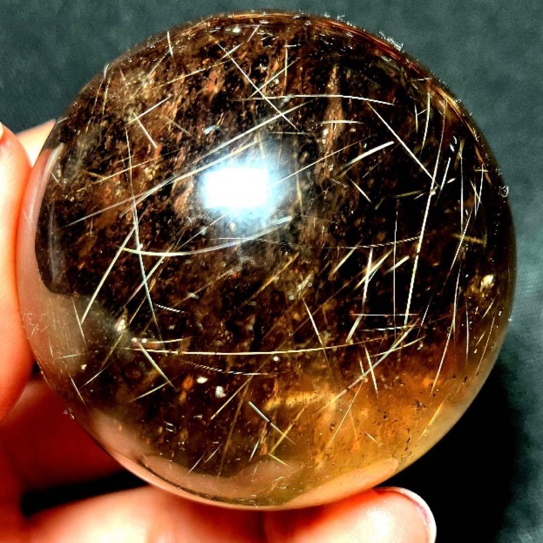 50mm 虹入ゴールドルチルクォーツ　丸玉　スフィア　金針水晶