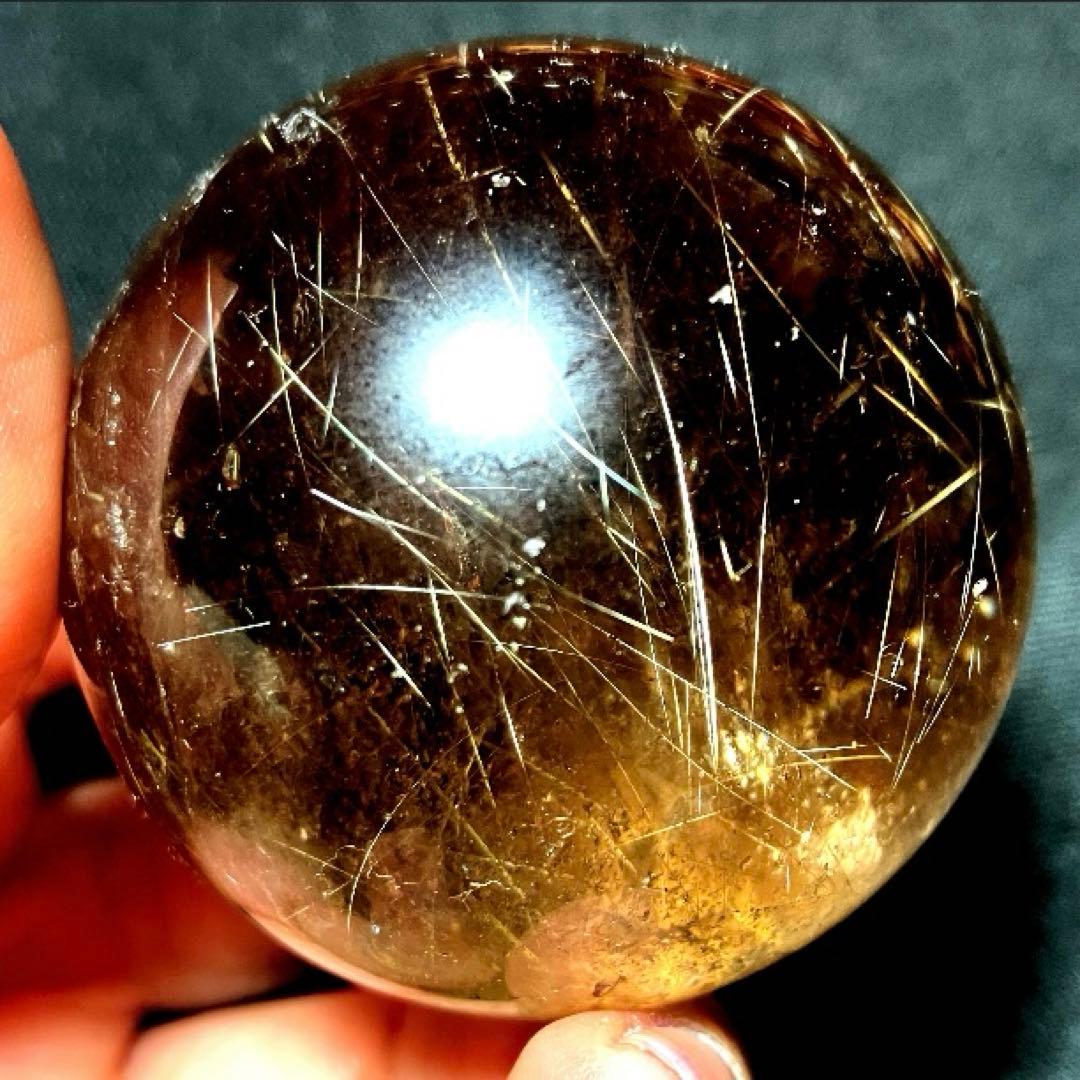 50mm 虹入ゴールドルチルクォーツ　丸玉　スフィア　金針水晶