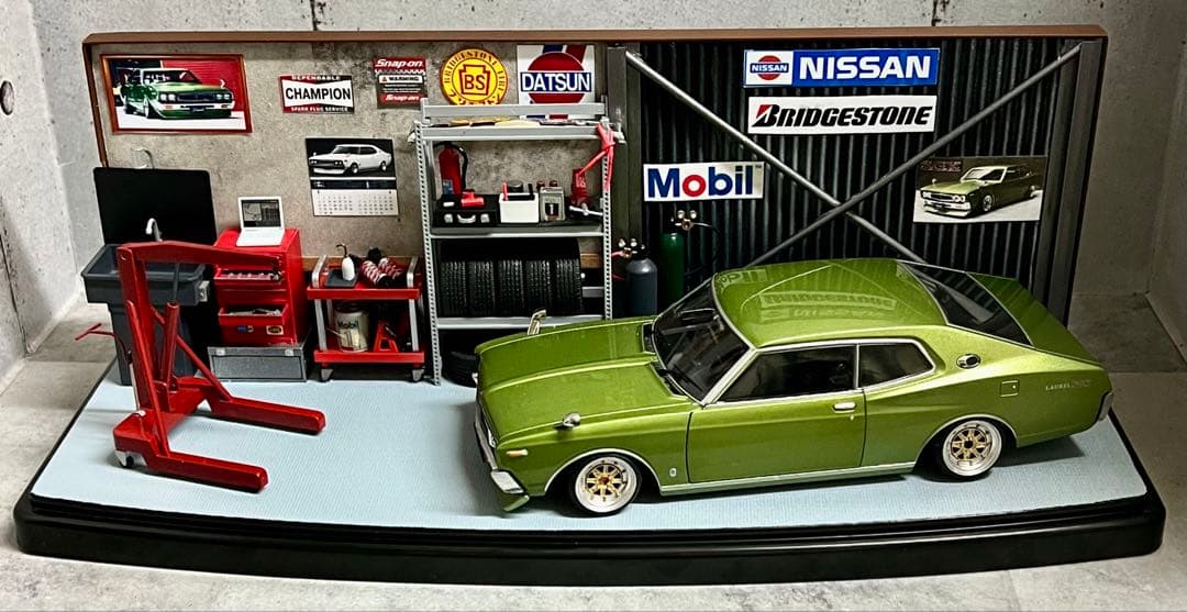 国産名車 1/24 ローレル カスタム ガレージ ジオラマ 旧車 ミニカー