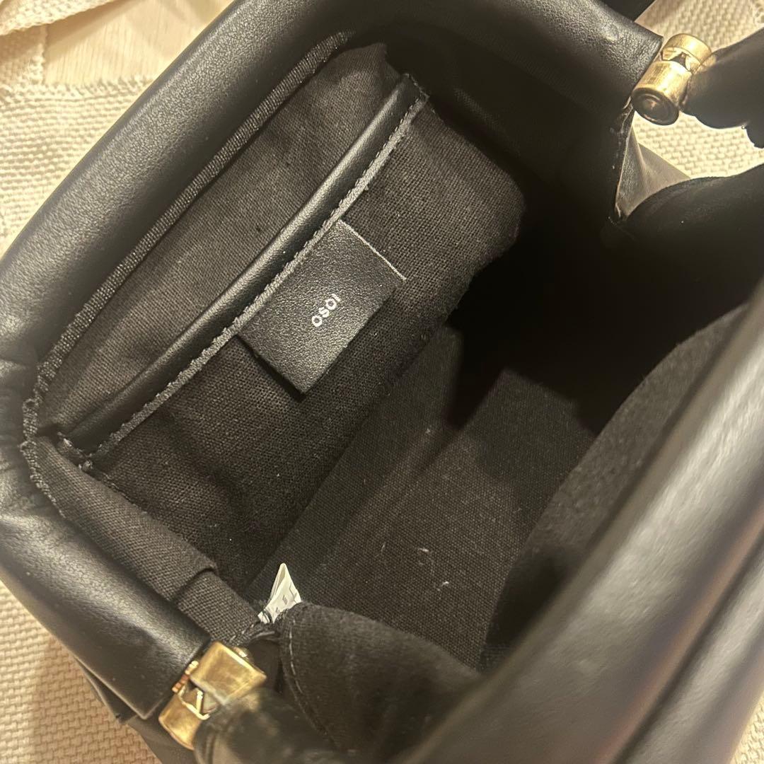 osoi オソイ　ブラック レザー ショルダーバッグ　韓国　ファッション　カバン