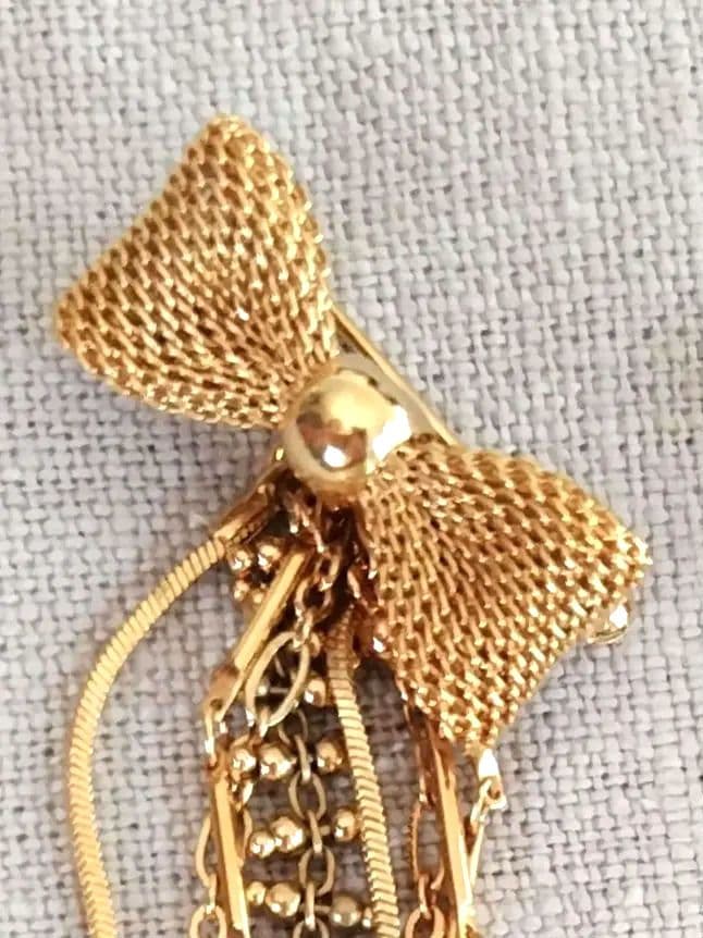 ☆レア品☆LOUIS VUITTON ブローチ リボン　①