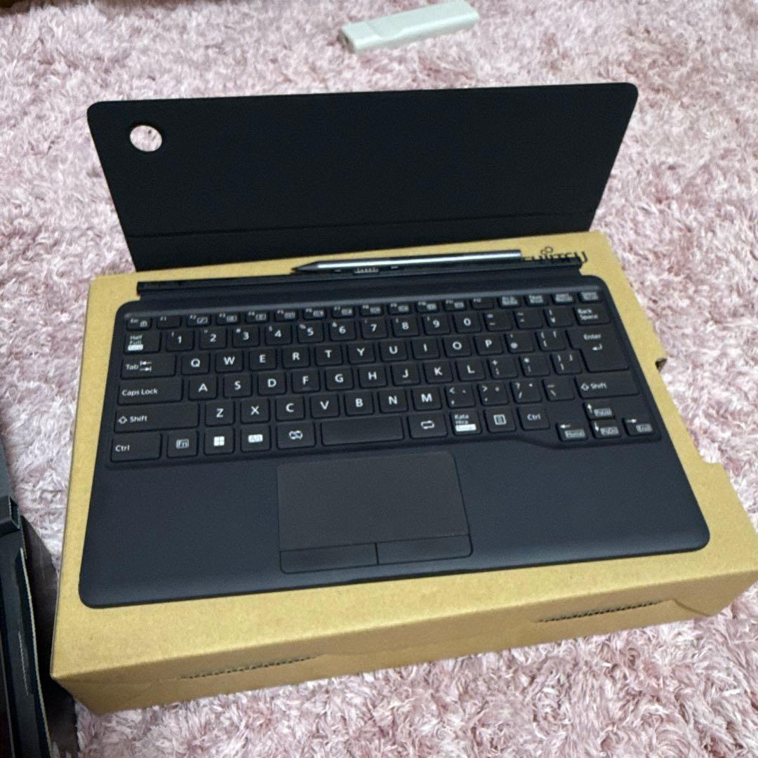 FMV LOOX本体+アダプター+タッチペン