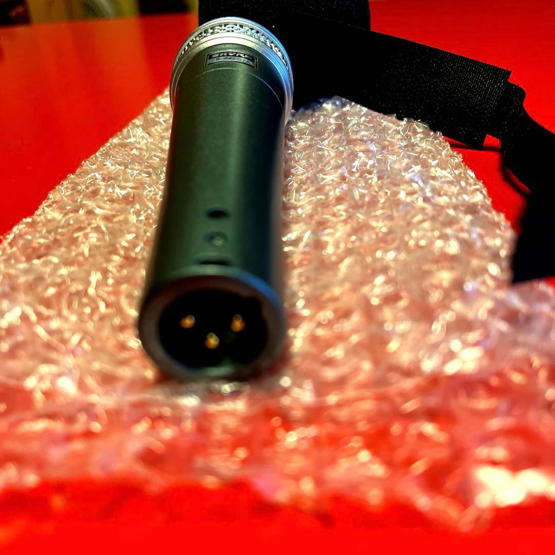 SHURE シュアー　ダイナミックマイク　収納ケース付き　BETA57A