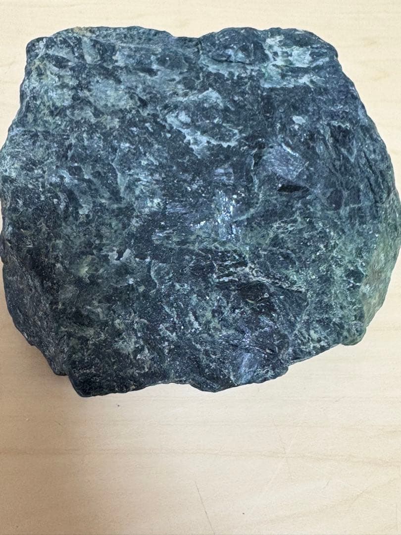 ミャンマー産大きな天然モーシッシ　コスモクロア原石420g