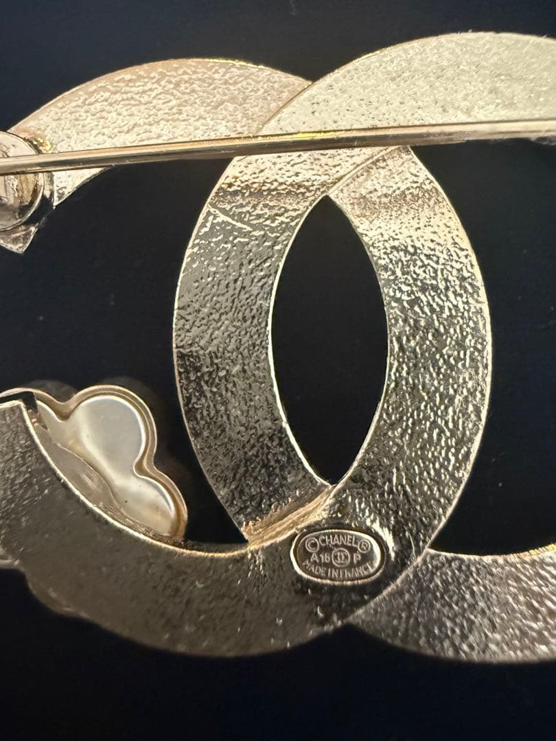CHANEL CCロゴブローチ ゴールド