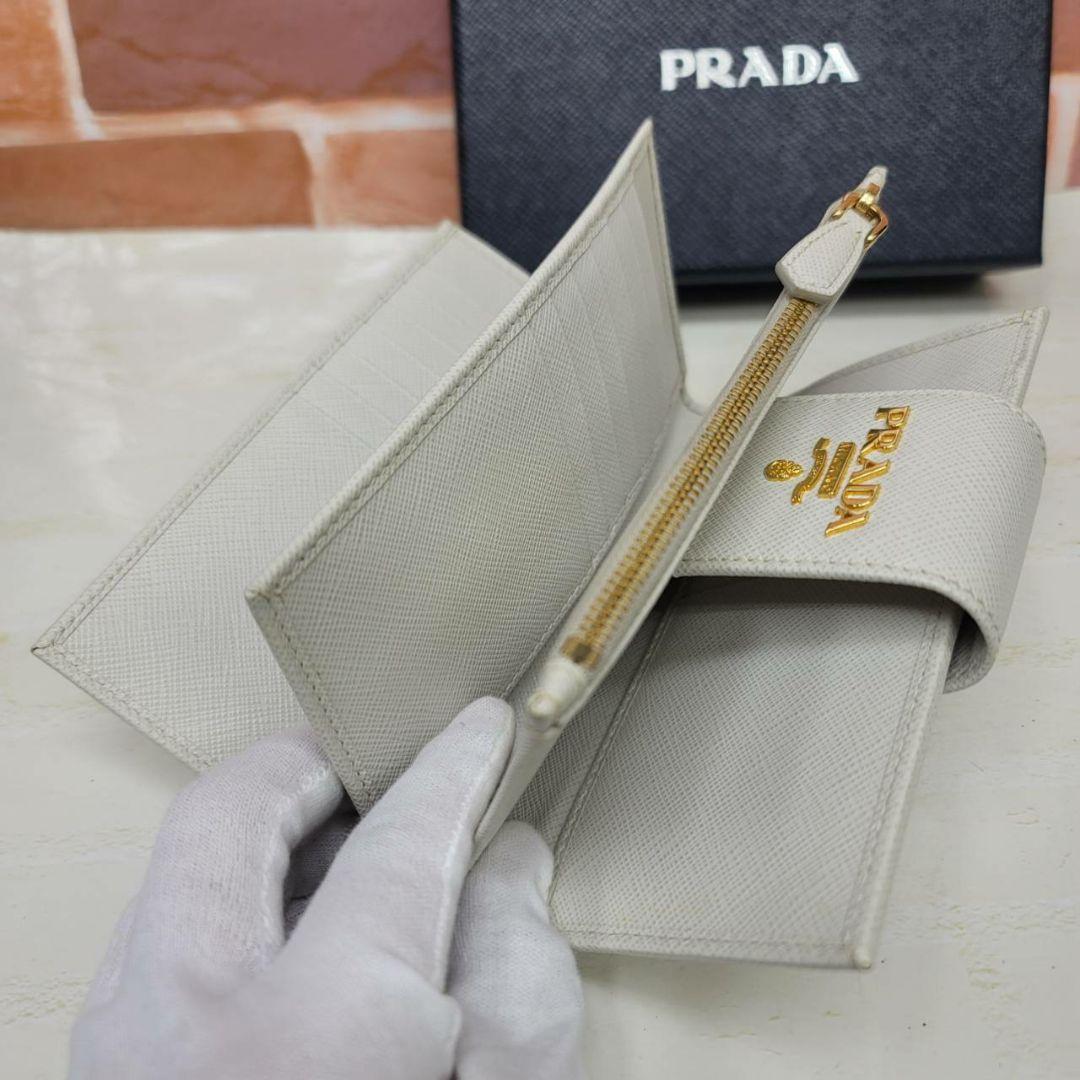 希少 美品PRADA☆鑑定済☆サフィアーノ 1ML005白 ホワイト プラダ財布