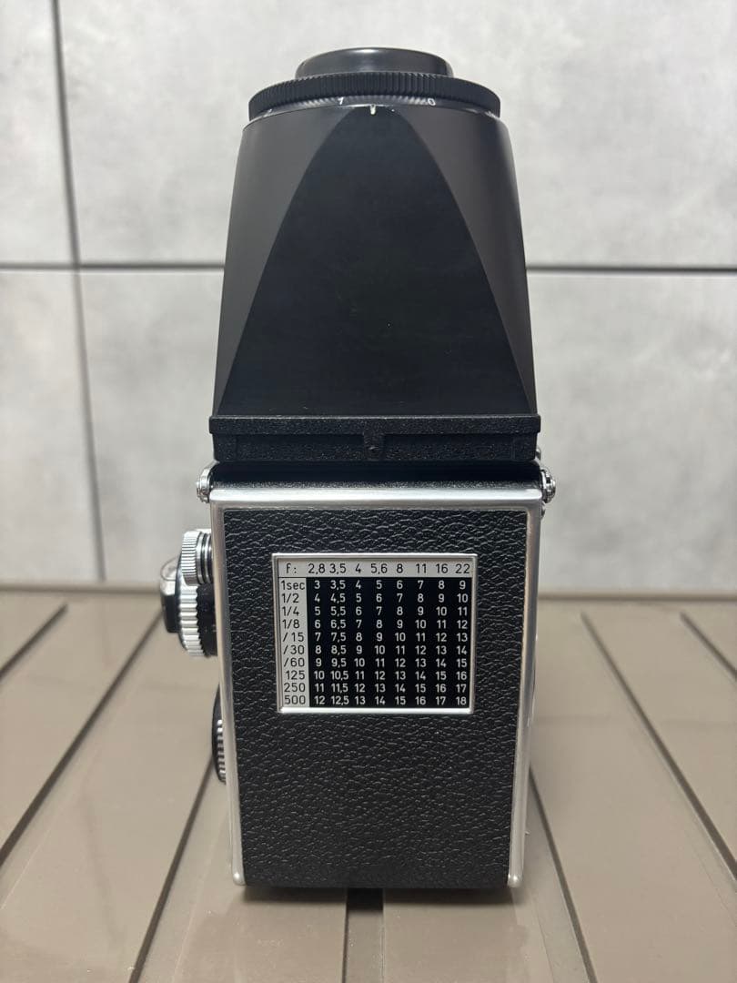 Rolleiflex 2.8F White Face Xenotar 二眼レフ