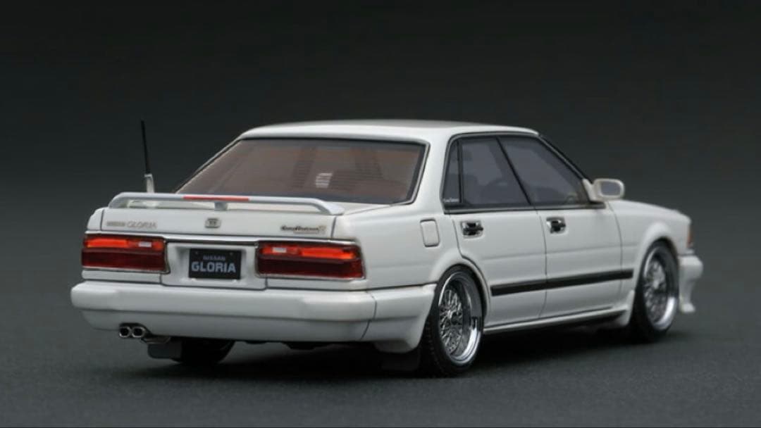 Y31 グランツーリスモSV イグニッションモデル　1/43 日産 グロリア