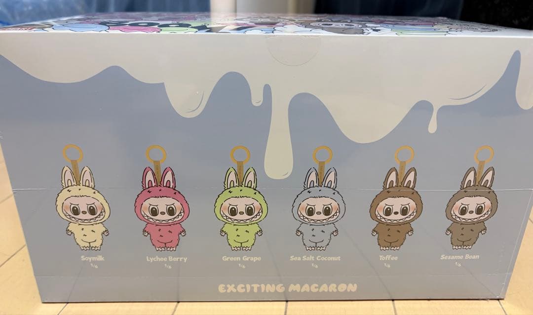 THE MONSTERS Exciting Macaron ぬいぐるみシリーズ