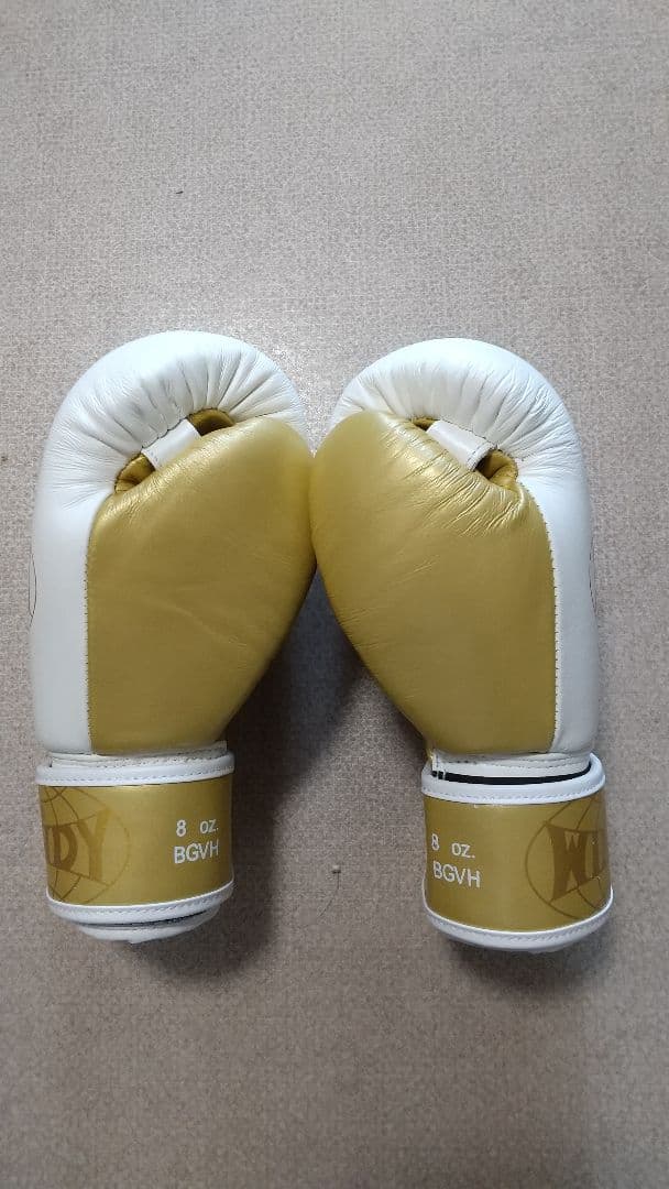 本革製WINDYボクシンググローブ 8oz 白&金 キックボクシング