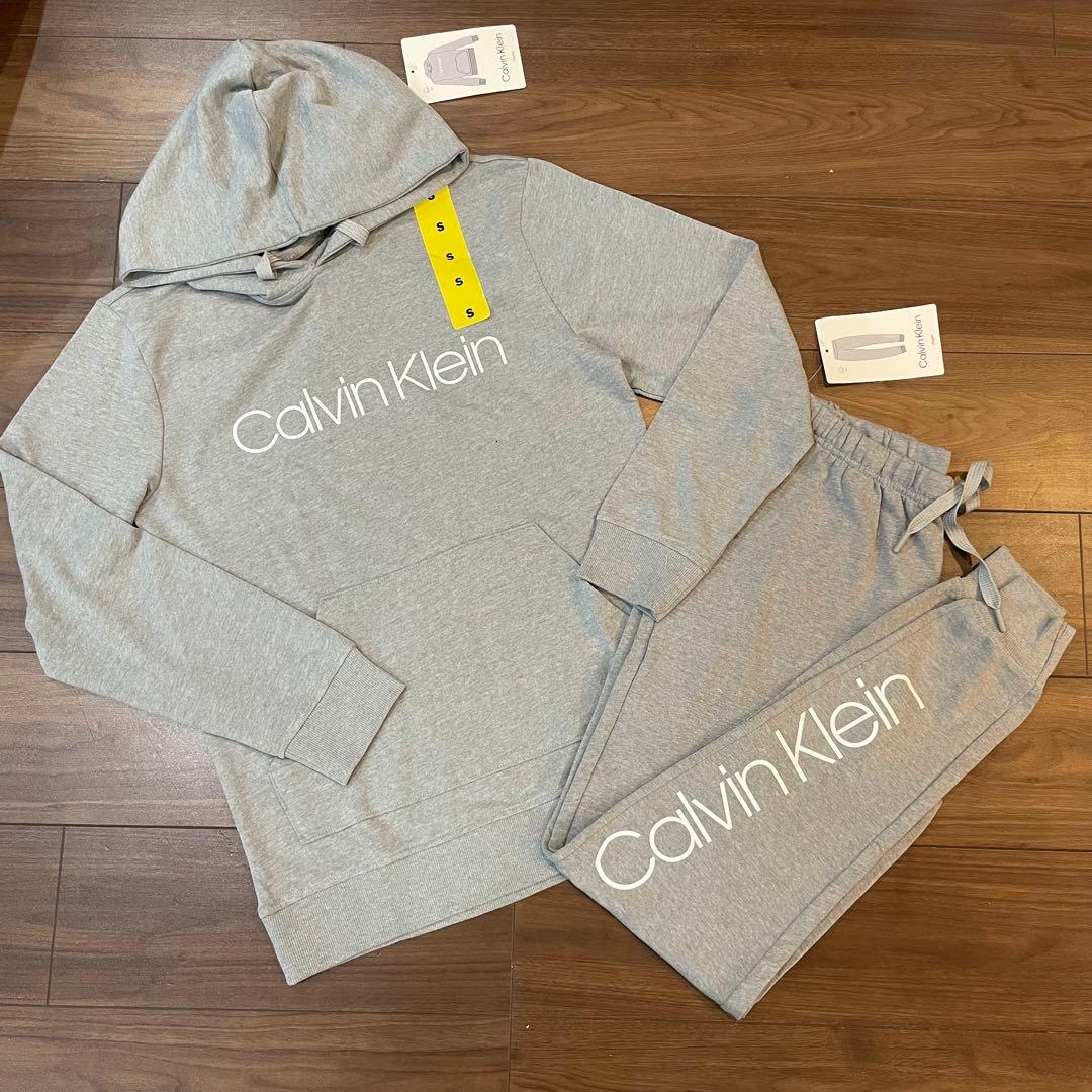 新品　  カルバンクライン　スウェットセットアップ　メンズ