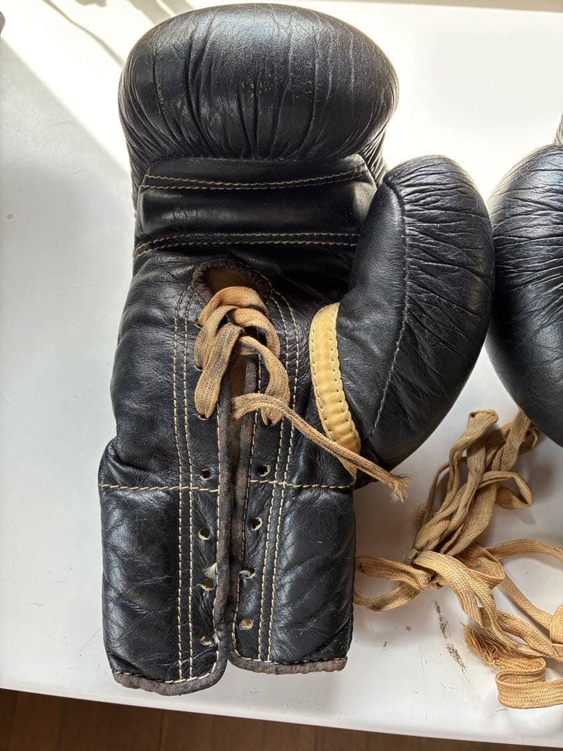 Winning ウイニング　ボクシンググローブ　ビンテージ　井上尚弥　昭和
