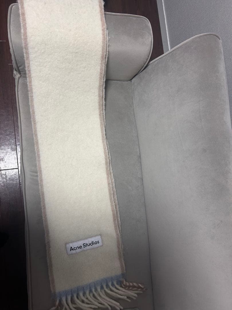 Acne Studios ウールモヘアスカーフ