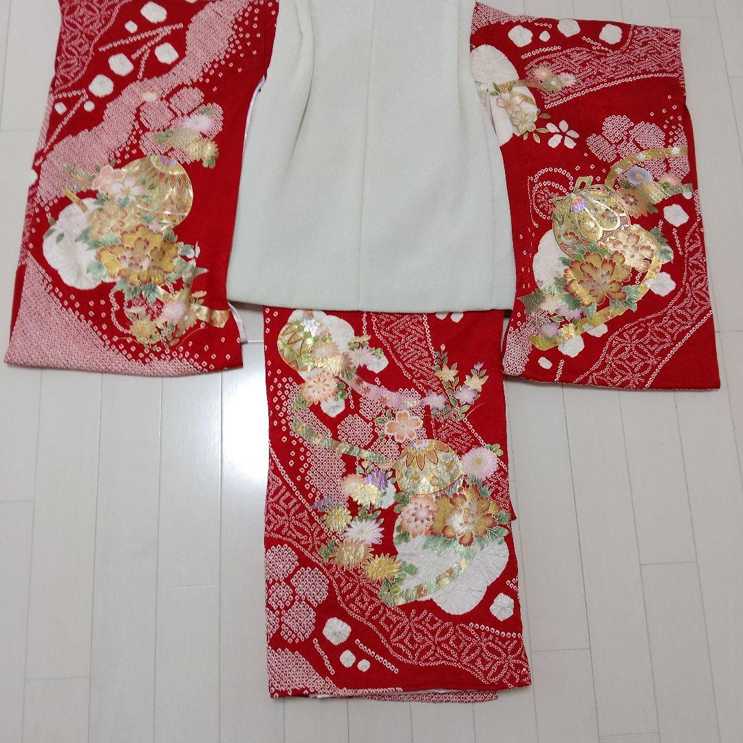七五三 着物 正絹赤色 花柄刺繍　被布　 草履付き