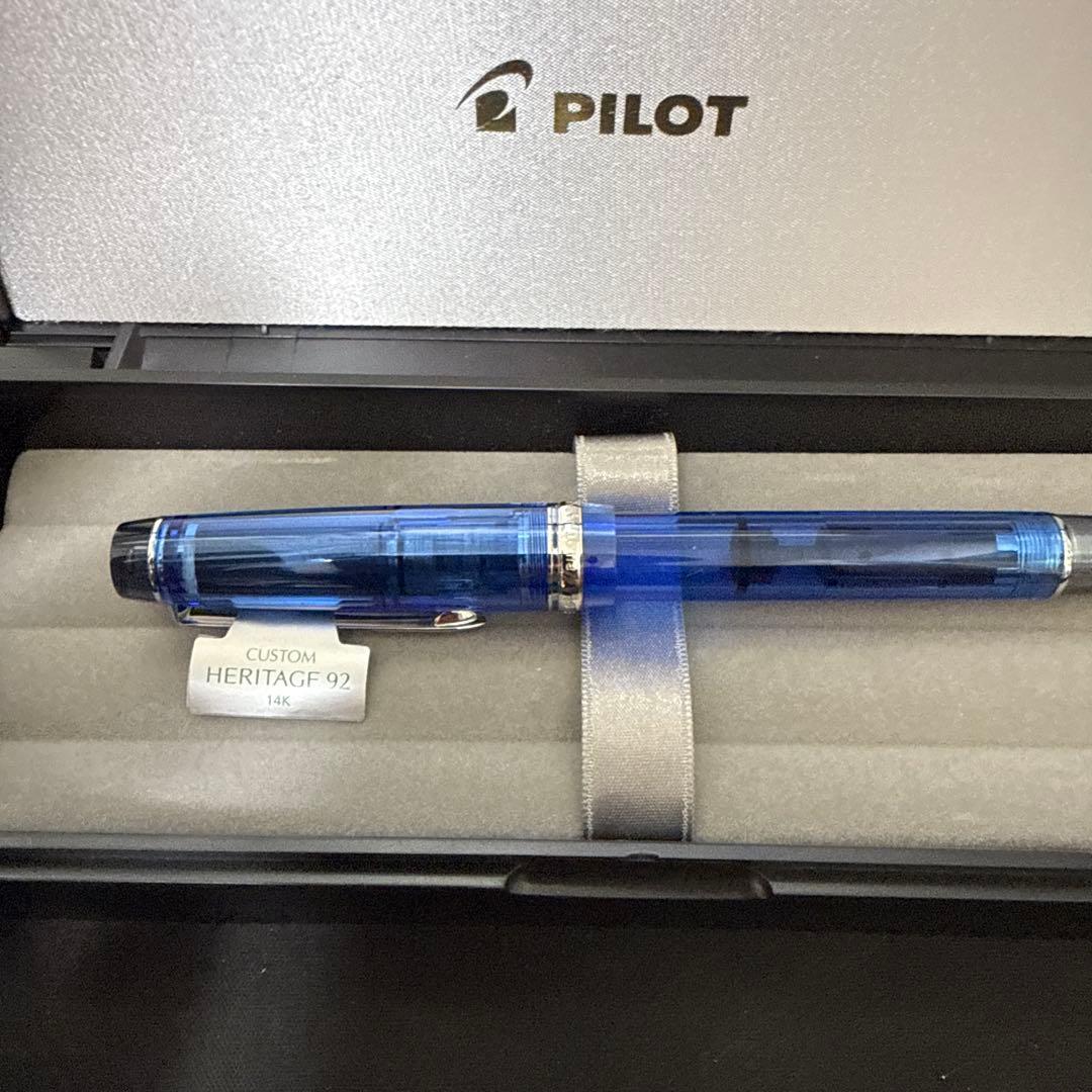 K*️様 万年筆 カスタム　ヘリテイジ92 透明ブルー FKVH15SRS-TL