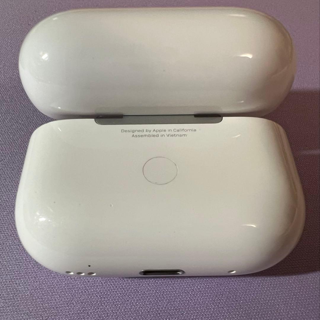 Apple AirPods Pro2 本体　ワイヤレス充電ケース