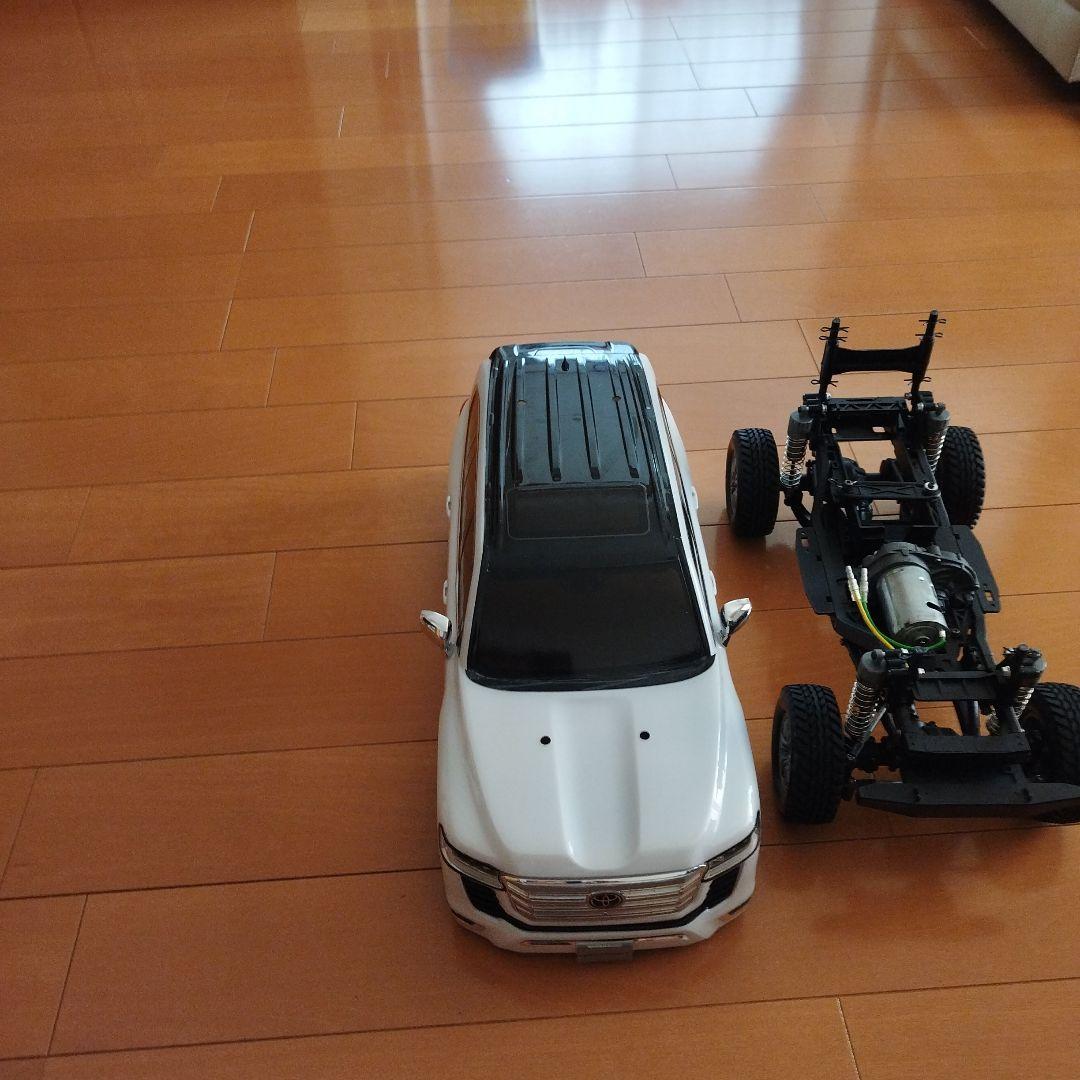 タミヤ　ランドクルーザー300（CC-02）