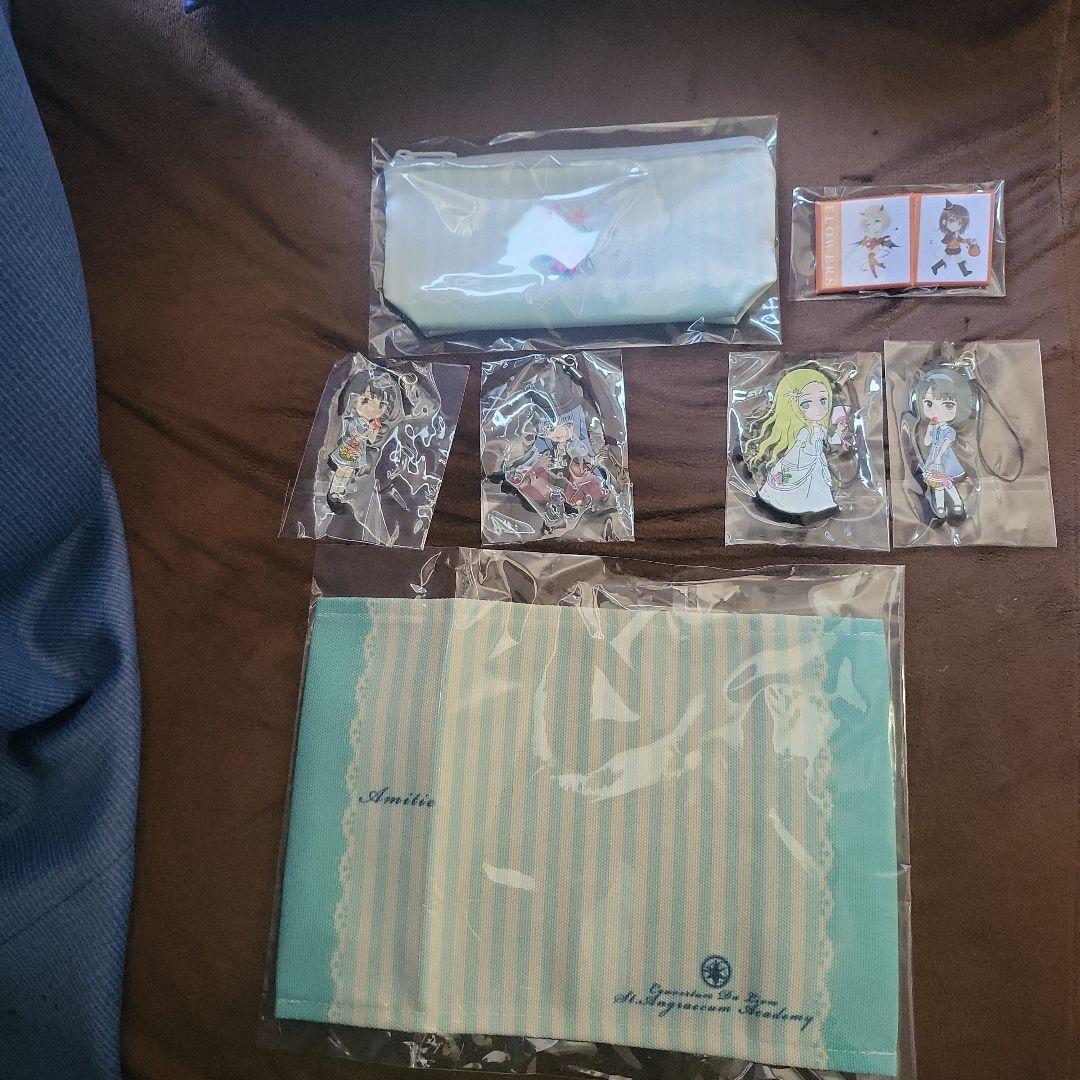 Innocent Grey　FLOWERS　　ラバーストラップ等