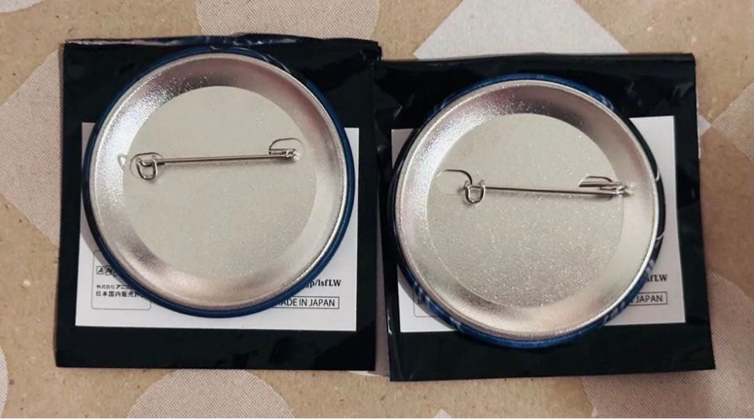 鬼滅の刃 冨岡義勇 柱展 ランダムマット 缶バッジ