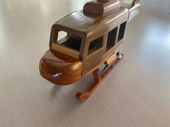 レトロな 木製オブジェ  ヘリコプター