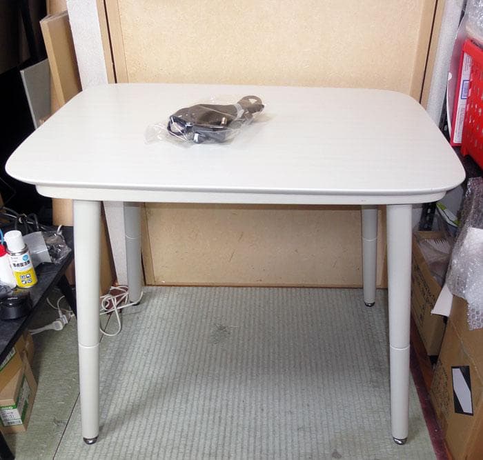 美品　ニトリ　高さが変えられる2Wayこたつテーブル(NV03 8060 WW)