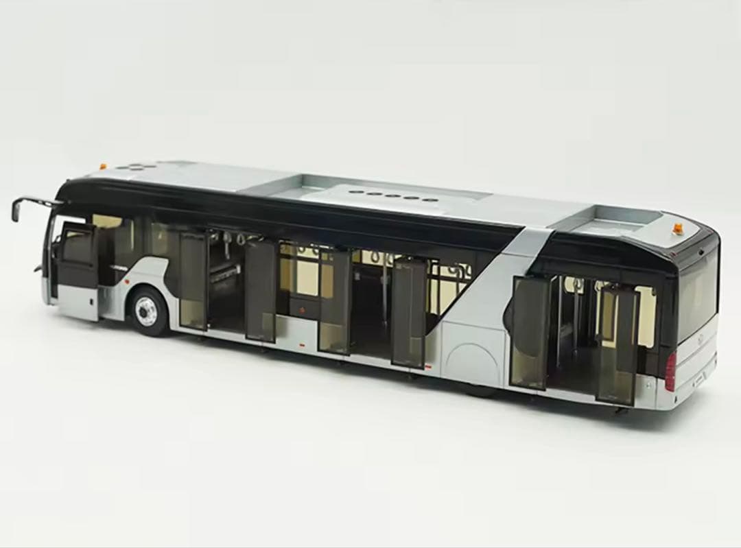 YUTONG バスモデル 1/43 スケールモデル