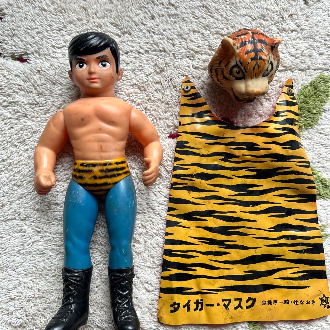 タイガーマスク フィギュアと衣装　フル装備