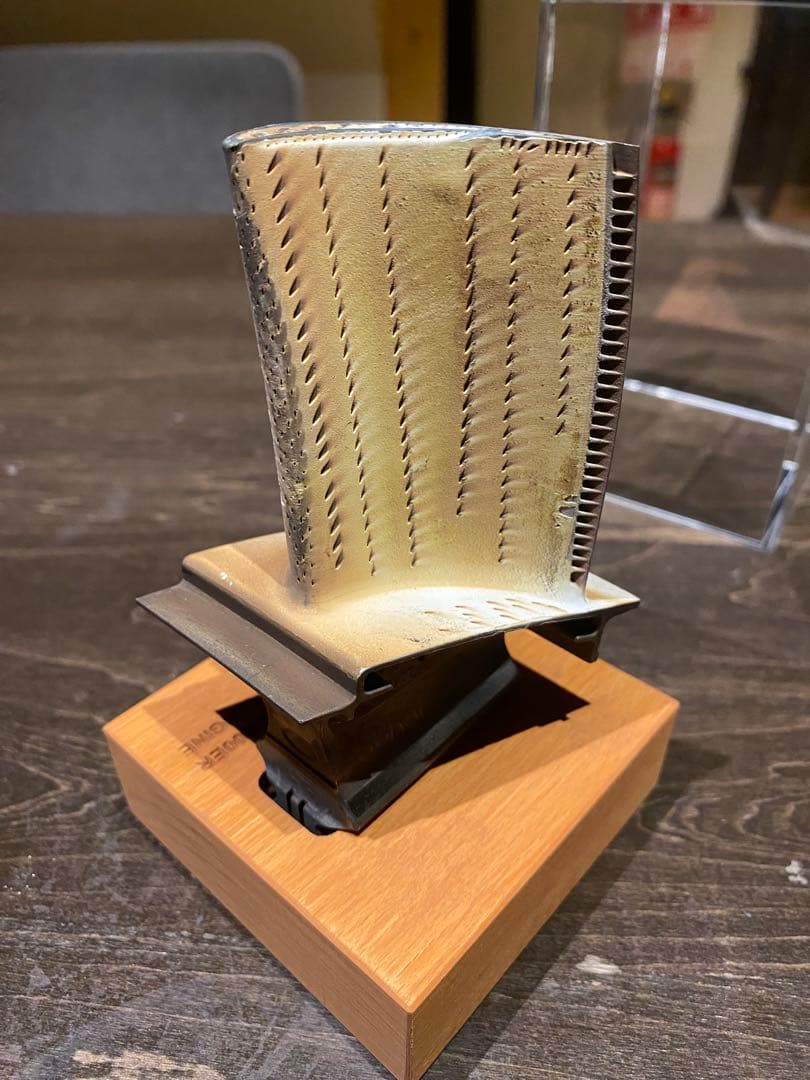 ANA B777-300ER タービンブレード　（HPT1)