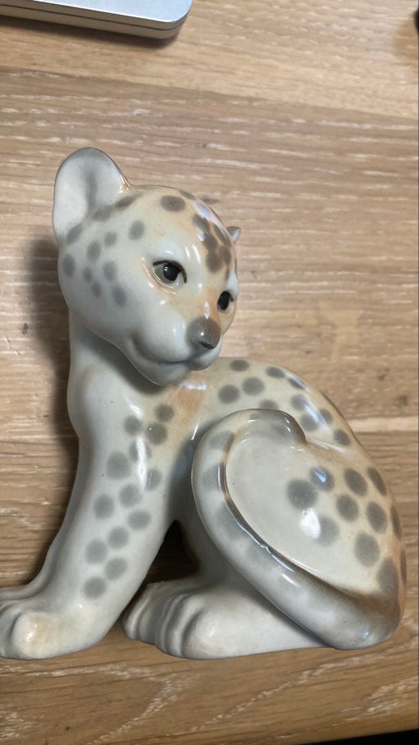 希少　ロモノーソフ　陶器製ヒョウと子ライオンフィギュアセット