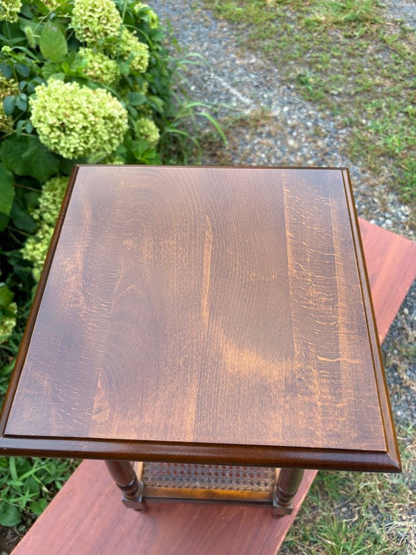 karimoku カリモク コロニアル　サイドテーブル　花台　フラワースタンド