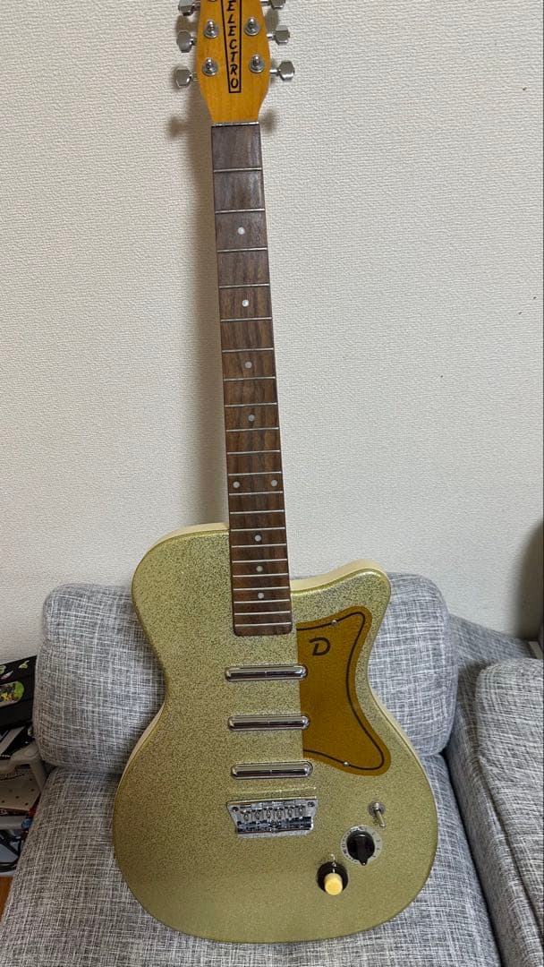 M*a様 DANELECTRO エレキギター ゴールド